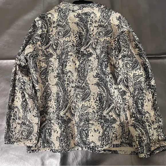 Soft by Avenue Women’s 14/16 Light Quilted Jacket w/ 1 button, 2 pockets - Picture 6 of 6